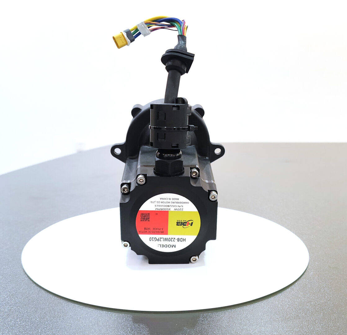 Cleaning robot brush motor